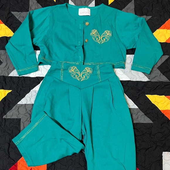 Vintage Eatons Girls sleep wear - Picture 1 of 6